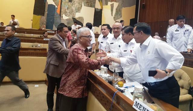  Guspardi Gaus: Kabupaten/Kota Menjerit Soal Ketersediaan Blanko e-KTP