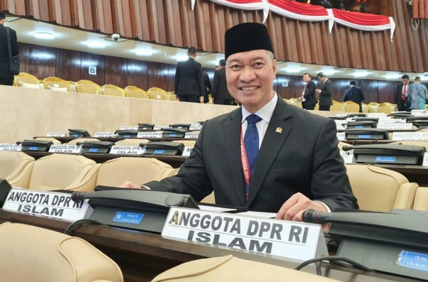  Syafrudin Desak Menhan Evaluasi Kelayakan Kapal Selam RI