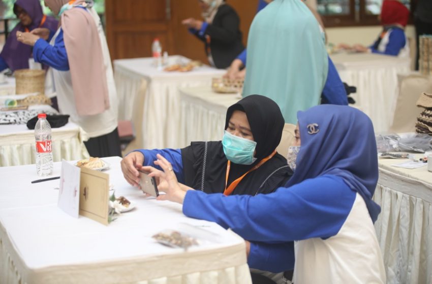  Desy Mengadakan Bimtek Fotografi Untuk Pelaku Ekonomi Kreatif di Kab. Sukabumi