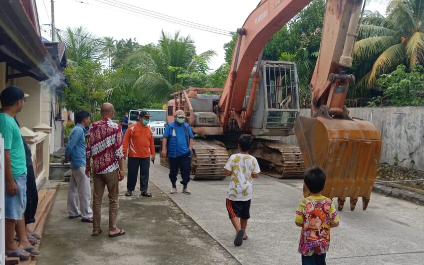  Asli Chaidir Kerahkan Alat Berat Bantu Warga Koto Tangah